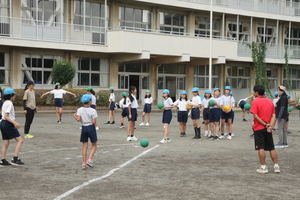 ������сE�̈�w���P